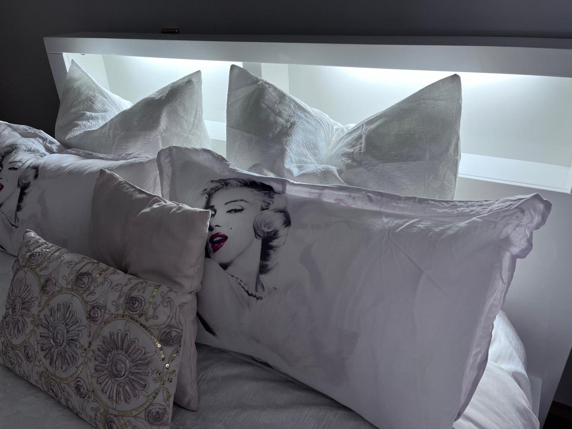 クイーンズタウン Breakfast At Tiffanys Bed & Breakfast エクステリア 写真